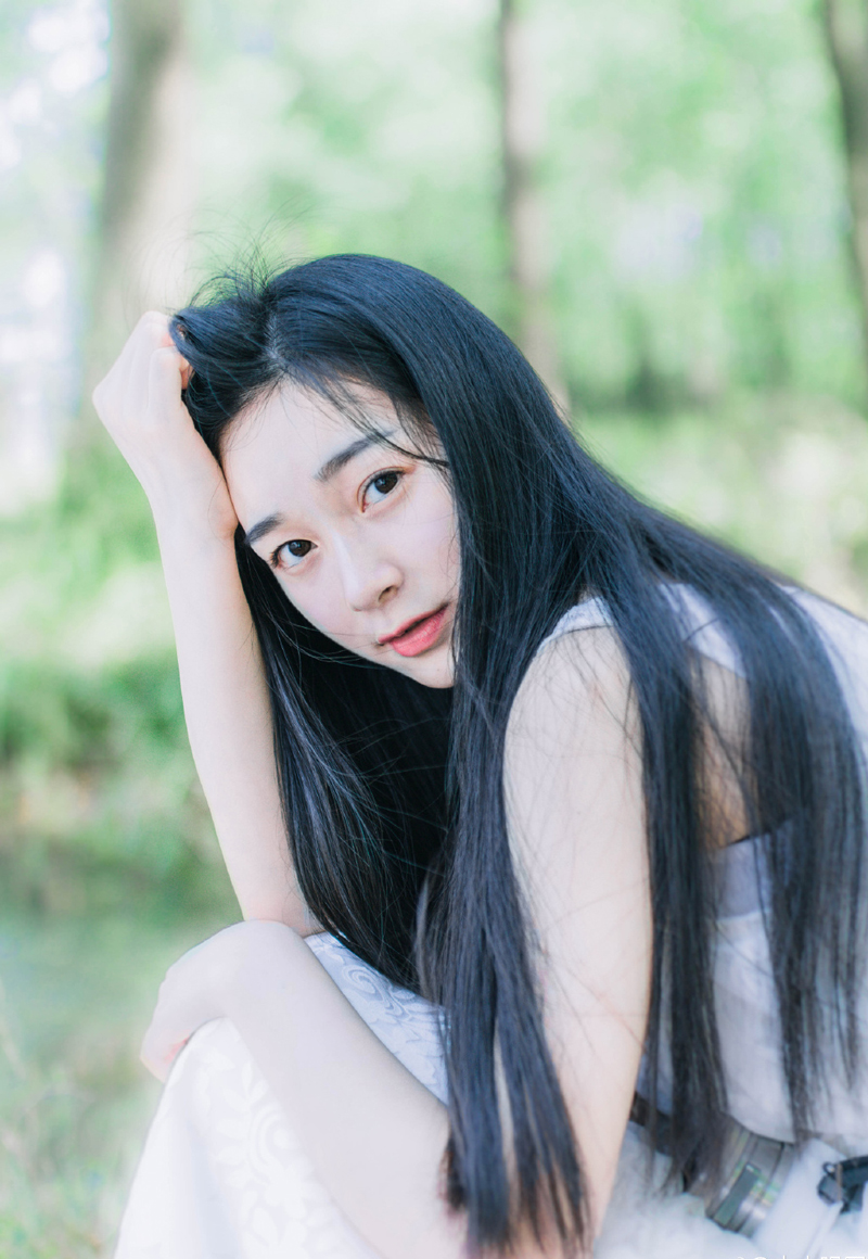 我很容易原谅人，但是我很记仇:原谅不代表我忘记。